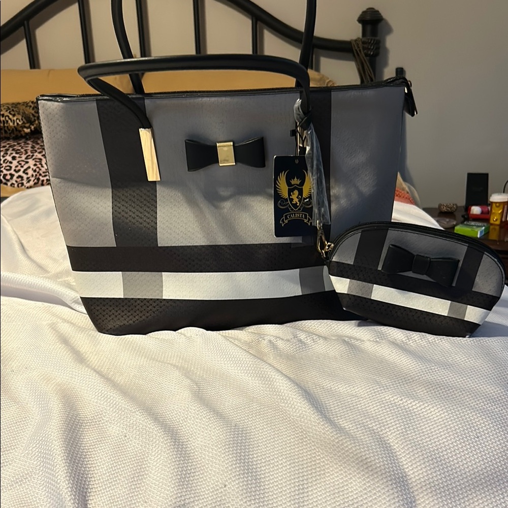 Elegant Calista Black and Gray